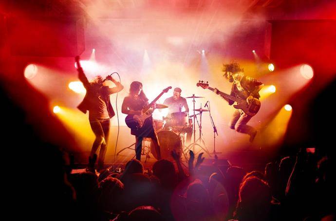 rock-band-2_690x454