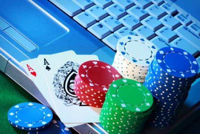 online-gambling-2_690x463